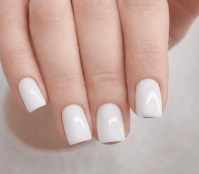 Natural nude manicure
