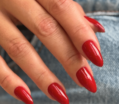 Red gel nails